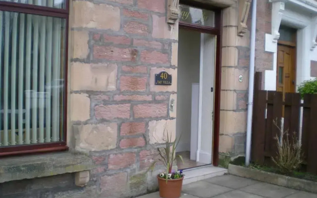 Tay Villa Bed And Breakfast