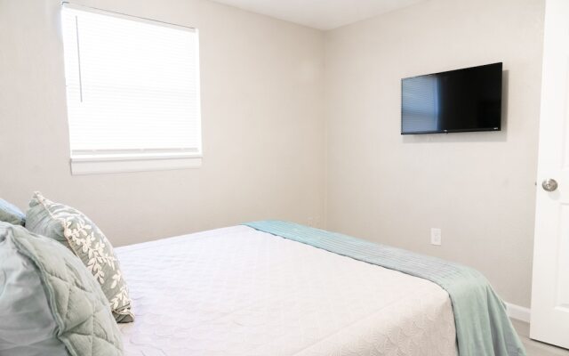 University Serenity Suites 15th