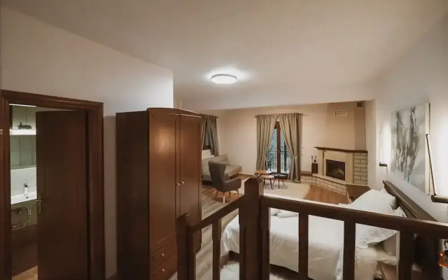 Elati Leisure -suites & apartments-