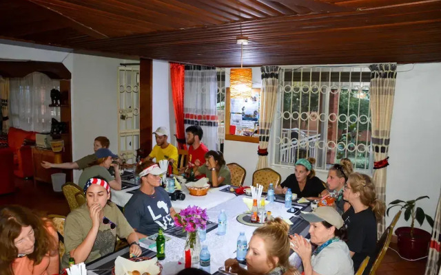 Adonai Guest House - Hostel