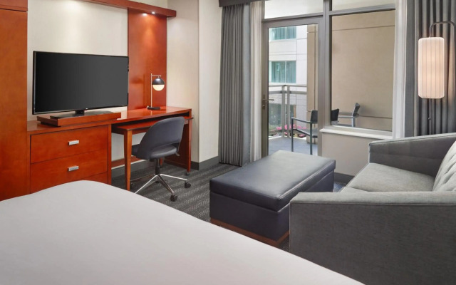 Courtyard by Marriott Washington, DC/Foggy Bottom