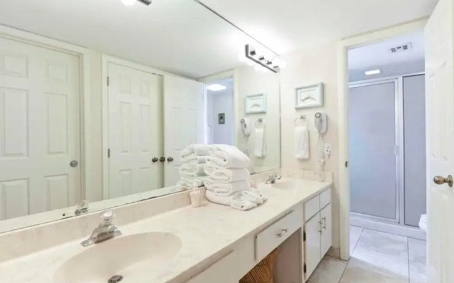 Saida I Condominium 203