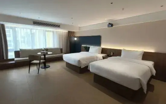 Imperial Dragon Bay Rojoy Hotel
