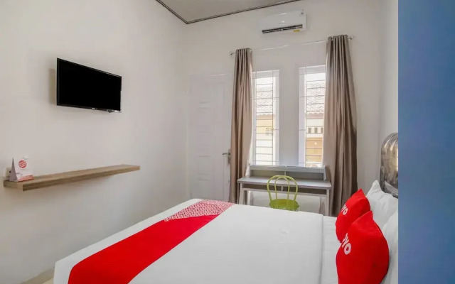 Wisma Bambu Syariah by  OYO Rooms