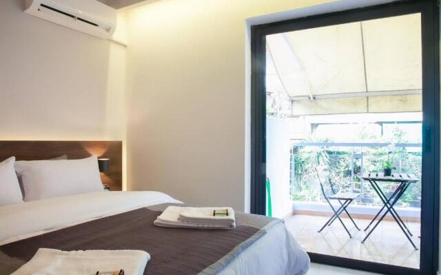 TONI'S STUDIO for couples near ACROPOLIS Museum