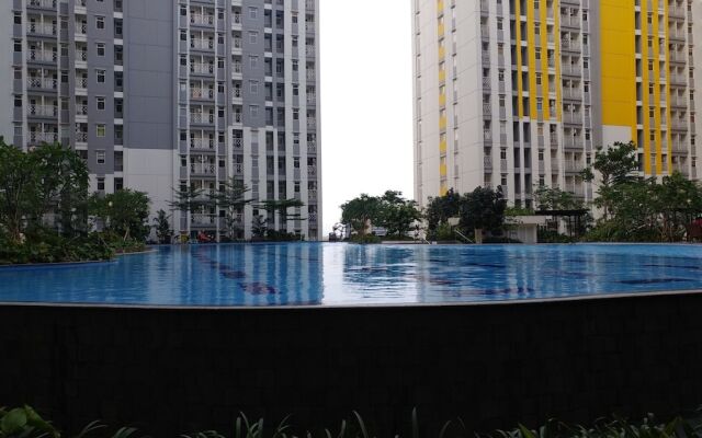 Newly Furnished 2BR Apartment at Springlake Summarecon