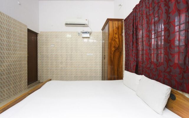 Spot on 62480 Jd Mahal