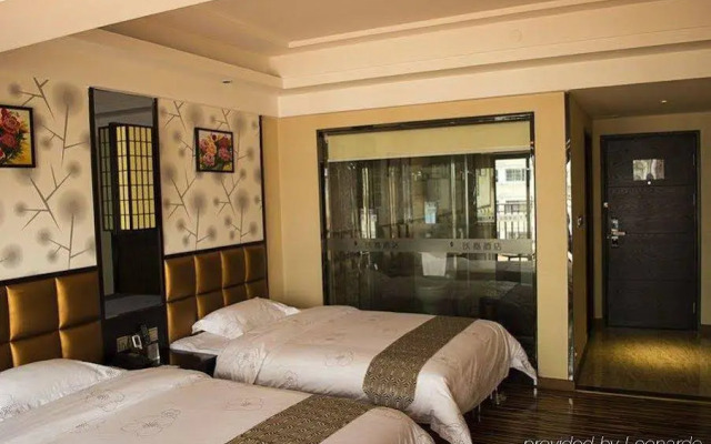 Peach Blossom River Hotel