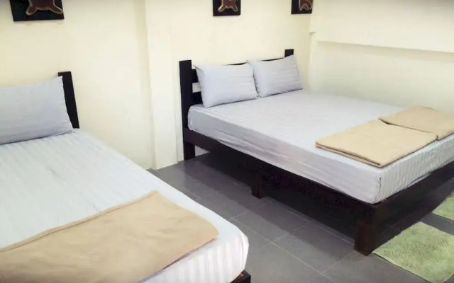 BB Hostel & Thai Kitchen