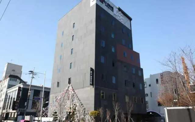 Vago Tourist Hotel