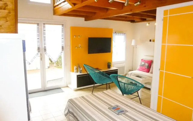 Maison grand jardin et vue sur mer