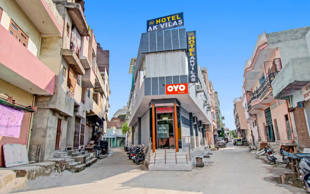 OYO 93189 Hotel Ak Villas