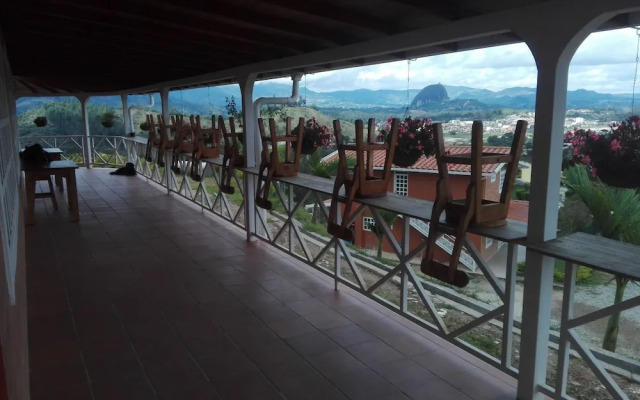 LookOut Lodge Mirador de Guatape
