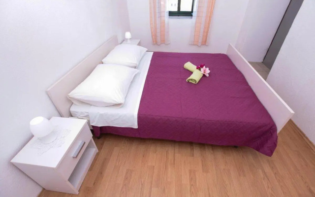 Seaside secluded apartments Cove Pobij, Hvar - 7506