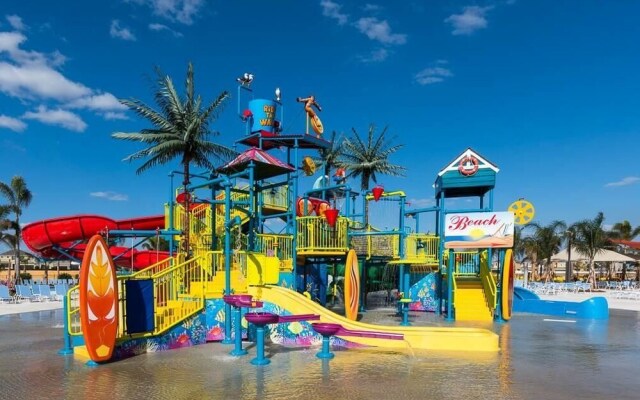 Reunion Holiday Escape