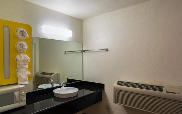 Motel 6 Wenatchee, WA