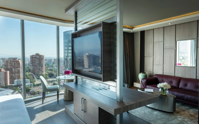 ICON Hotel