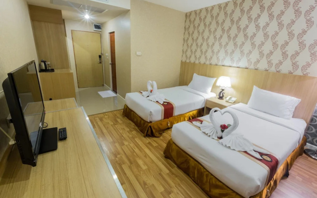 Three Seasons Bangkok