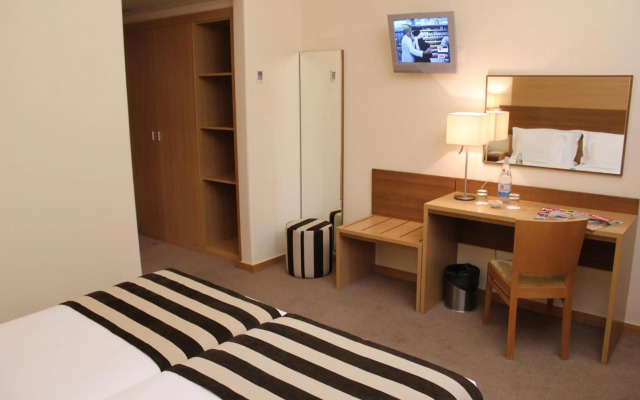 Fresh Hotel