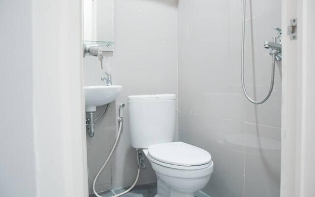 RedDoorz Plus Syariah near Manggarai Station 3