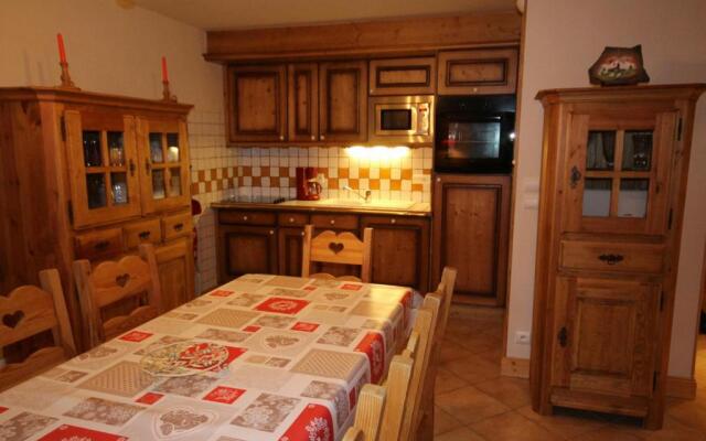 Appartement Villard-sur-Doron, 4 pièces, 8 personnes - FR-1-293-79