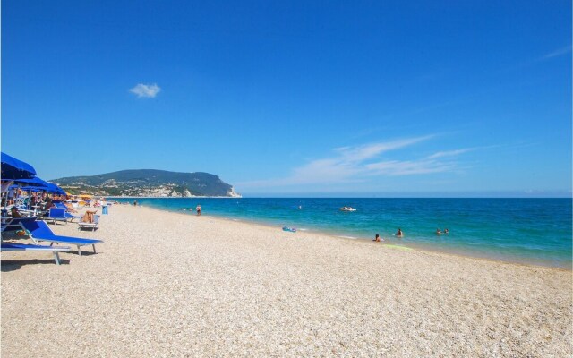 Nice Apartment in Marcelli With Wifi and 1 Bedrooms