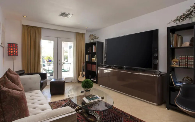 The Eight-Thirty At Tahquitz River Estates