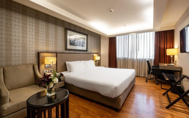 Rembrandt Hotel & Residences