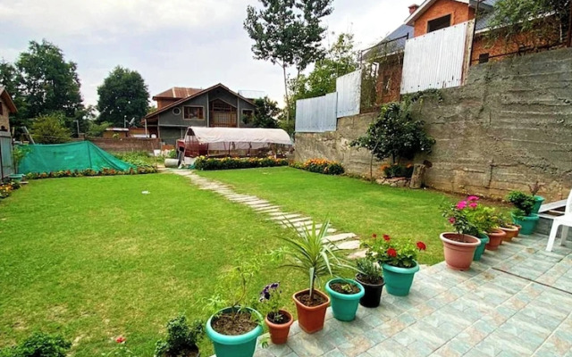 Hotel Anjeer villa Srinagar