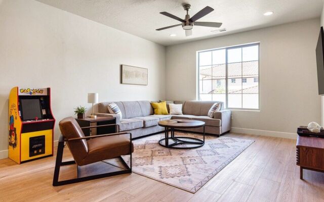 Southern Escape by RedAwning