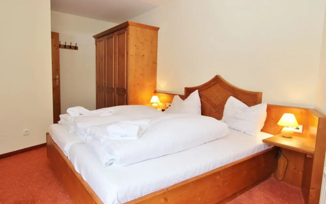 Chalet Apartment in Saalbach-hinterglemm