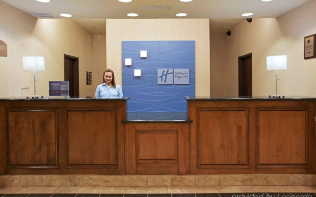 Holiday Inn Express Hotel & Suites Conroe I-45 North by IHG