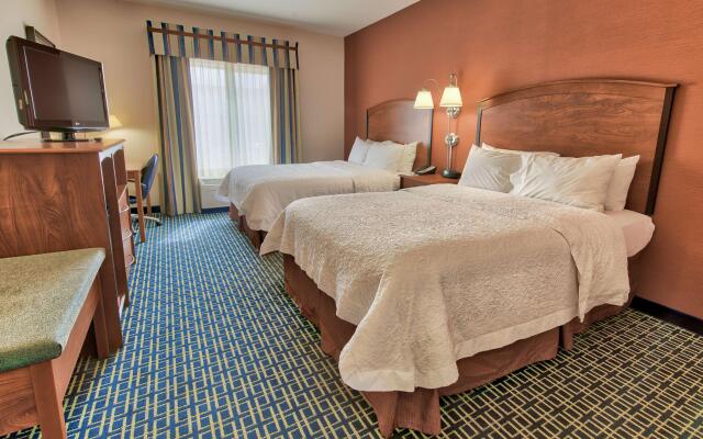 Hampton Inn & Suites Ridgecrest