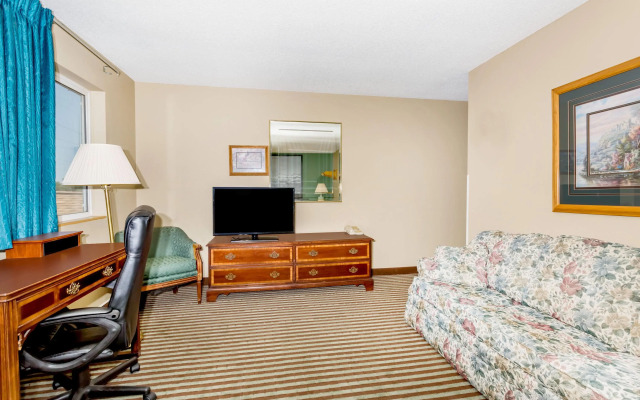 Super 8 by Wyndham Lexington