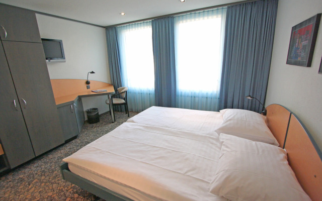 The Hey Hotel