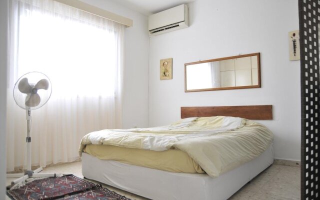 Kermia Beach Apartment