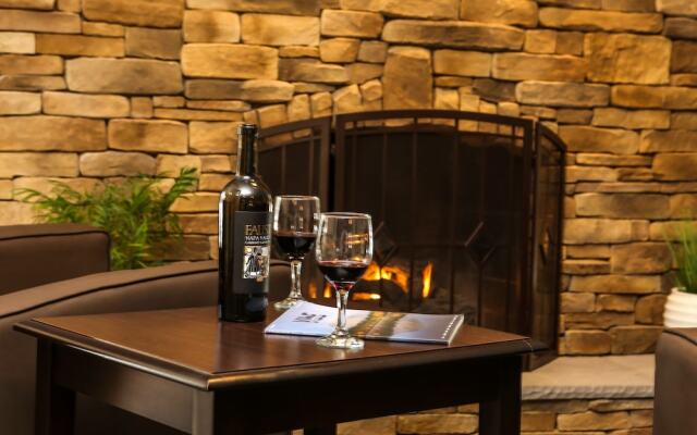Golden Apple Inn
