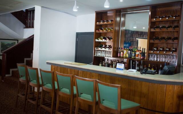 Golden Tulip Essential Kimbima Freetown