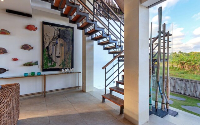 Luxury 5 Bedroom Villa With Private Pool, Bali Villa 2055