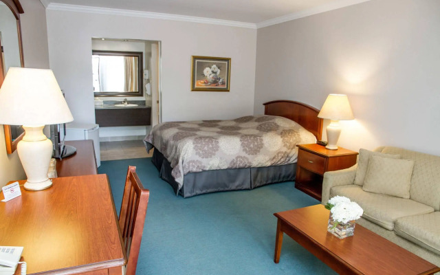 Rideau Heights Inn