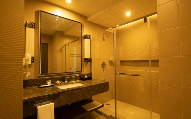 Zuri Resort