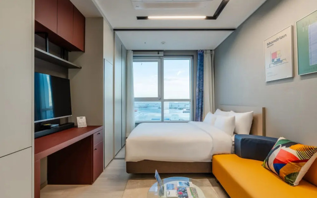Radiant Nampo Hotel