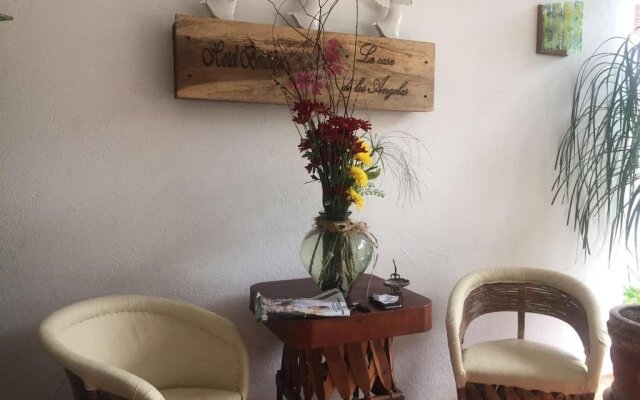 La Casa de los Angeles Boutique