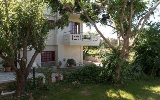 Proimos Apartments