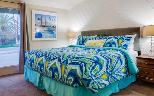 Palm Springs Pool Pad