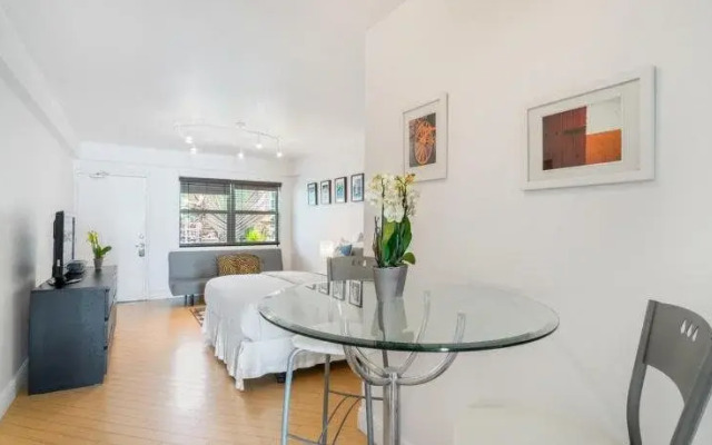 751 Meridian Apartments