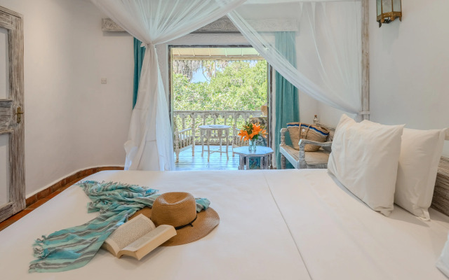 Nomad Beach Resort