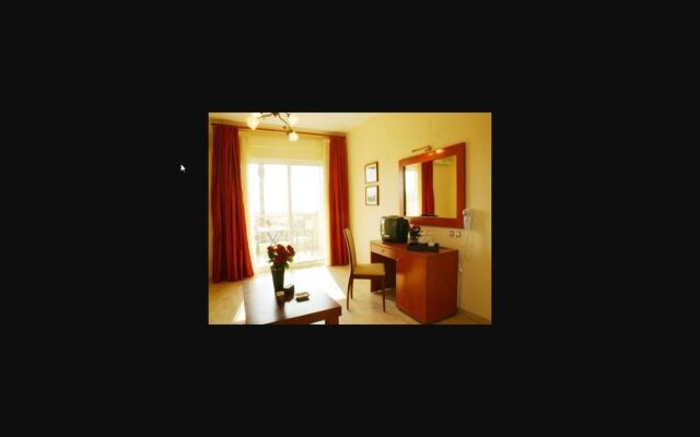 Kelyfos Hotel Bungalows and Suites