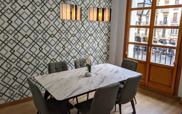 Apartamentos Plaza Del Torico