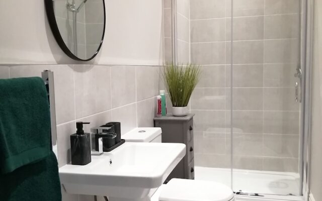 2-bed Flat in Hamilton Square
